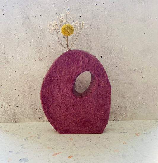 Elliptical vessel in fuschia