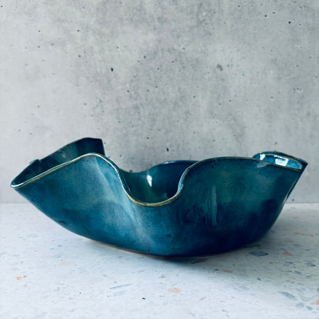Deepwater wave bowl 2