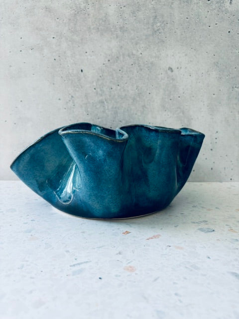 Deepwater wave bowl (super wavy)