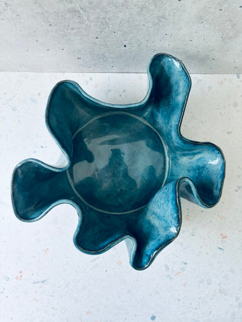 Deepwater wave bowl (super wavy)