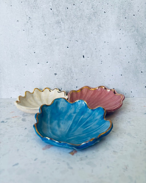 Gold rimmed trinket dish